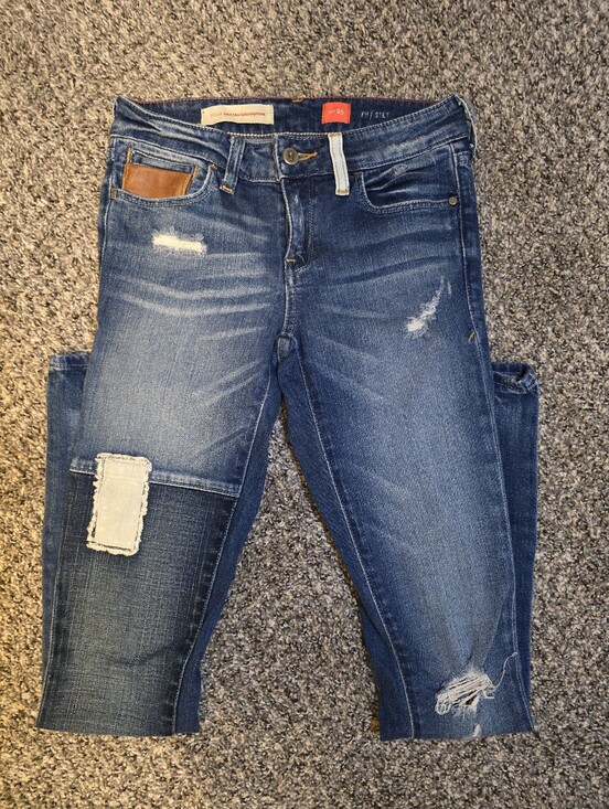 Anthropologie Denim - Anthropologie Pilcro Dark Blue Skinny Jeans with Subtle Distressing